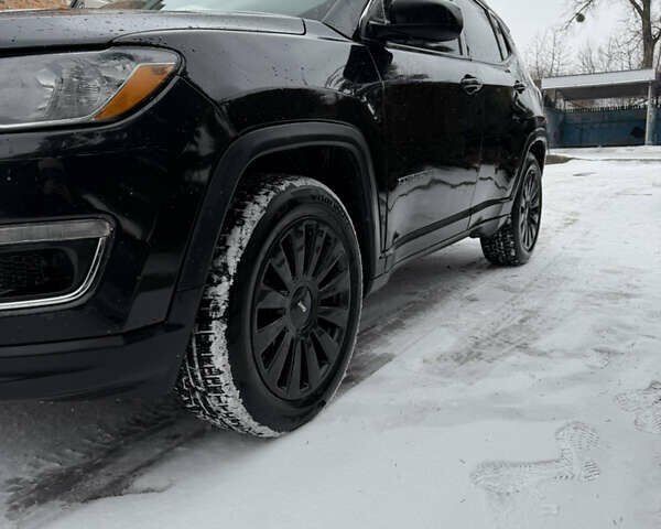 Черный Джип Компас, объемом двигателя 2.36 л и пробегом 110 тыс. км за 11700 $, фото 2 на Automoto.ua