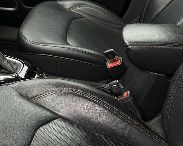 Черный Джип Компас, объемом двигателя 2.4 л и пробегом 58 тыс. км за 16300 $, фото 17 на Automoto.ua