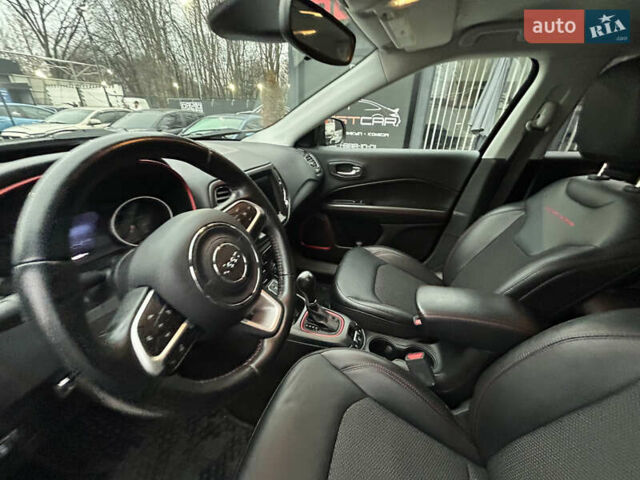 Черный Джип Компас, объемом двигателя 2.36 л и пробегом 165 тыс. км за 19000 $, фото 27 на Automoto.ua