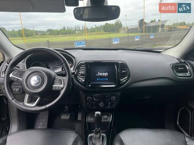 Джип Compass 2018 у Чернігові на Automoto.ua Чорний Джип Compass, об'ємом двигуна 2.36 л та пробігом 100 тис. км за 16400 $, фото 24 на Automoto.ua