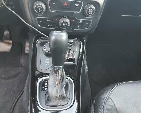 Черный Джип Компас, объемом двигателя 2.36 л и пробегом 67 тыс. км за 16500 $, фото 9 на Automoto.ua