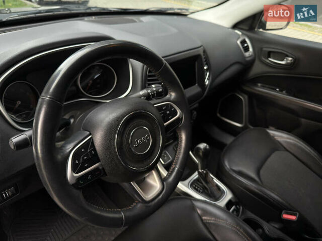 Джип Компас 2018 в Ивано-Франковске на Automoto.ua Черный Джип Компас, объемом двигателя 2.4 л и пробегом 100 тыс. км за 13499 $, фото 17 на Automoto.ua