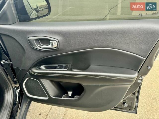 Черный Джип Компас, объемом двигателя 2.36 л и пробегом 67 тыс. км за 13900 $, фото 13 на Automoto.ua