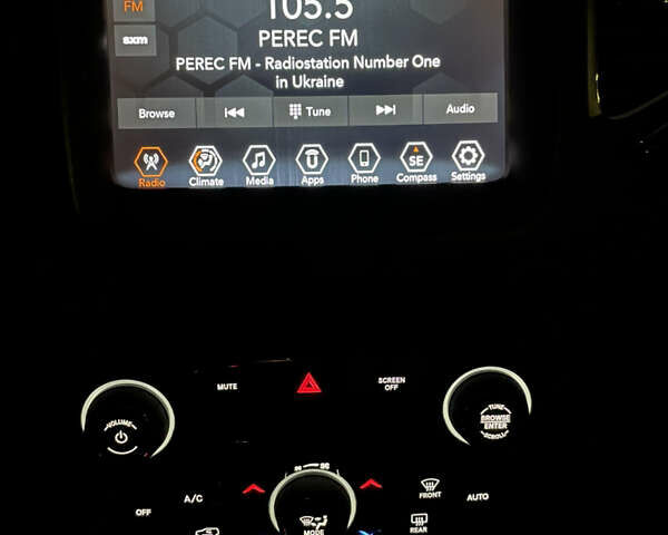 Чорний Джип Compass, об'ємом двигуна 2.4 л та пробігом 122 тис. км за 16377 $, фото 28 на Automoto.ua