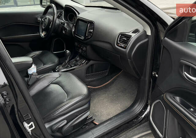 Черный Джип Компас, объемом двигателя 2.36 л и пробегом 130 тыс. км за 16900 $, фото 8 на Automoto.ua