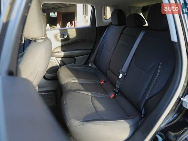 Черный Джип Компас, объемом двигателя 2.4 л и пробегом 52 тыс. км за 16500 $, фото 7 на Automoto.ua