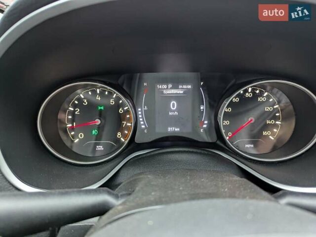 Черный Джип Компас, объемом двигателя 2.4 л и пробегом 39 тыс. км за 15990 $, фото 13 на Automoto.ua