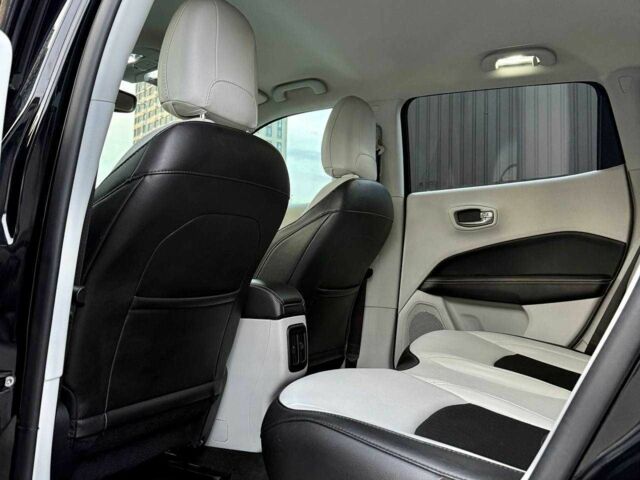 Черный Джип Компас, объемом двигателя 2.4 л и пробегом 55 тыс. км за 16900 $, фото 14 на Automoto.ua