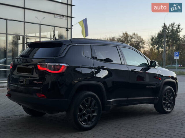 Джип Compass 2019 у Луцьку на Automoto.ua Чорний Джип Compass, об'ємом двигуна 2 л та пробігом 231 тис. км за 18999 $, фото 5 на Automoto.ua
