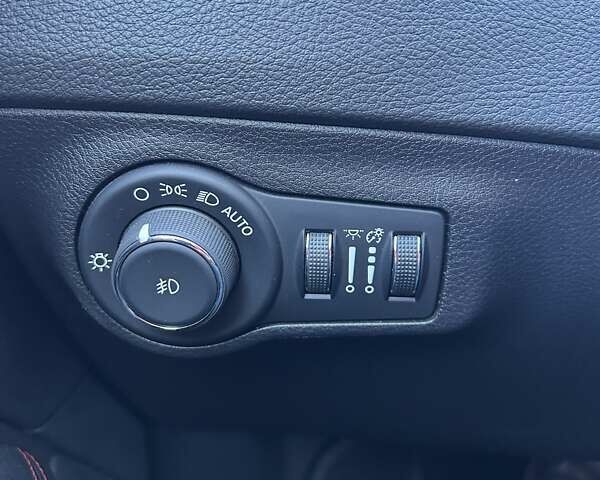 Чорний Джип Compass, об'ємом двигуна 2.36 л та пробігом 63 тис. км за 18700 $, фото 20 на Automoto.ua