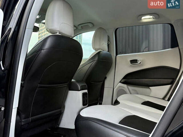 Черный Джип Компас, объемом двигателя 2.36 л и пробегом 55 тыс. км за 16900 $, фото 30 на Automoto.ua