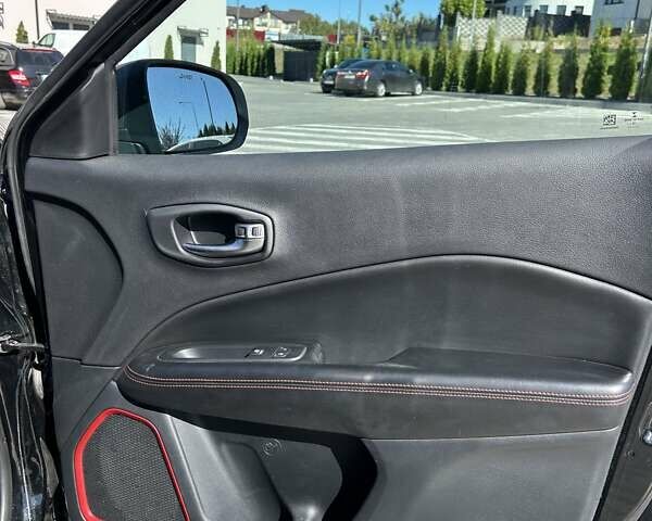 Чорний Джип Compass, об'ємом двигуна 2.36 л та пробігом 63 тис. км за 18700 $, фото 15 на Automoto.ua