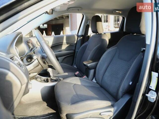 Черный Джип Компас, объемом двигателя 2.4 л и пробегом 52 тыс. км за 16500 $, фото 6 на Automoto.ua