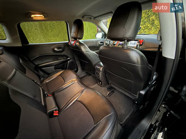 Черный Джип Компас, объемом двигателя 2.4 л и пробегом 174 тыс. км за 15700 $, фото 33 на Automoto.ua