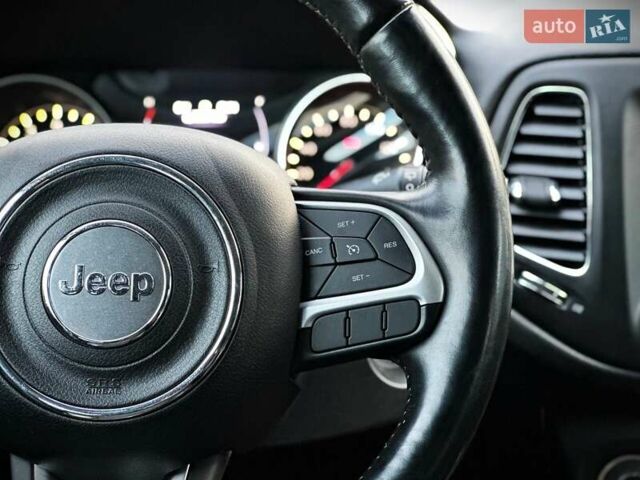 Черный Джип Компас, объемом двигателя 2.36 л и пробегом 54 тыс. км за 16700 $, фото 40 на Automoto.ua