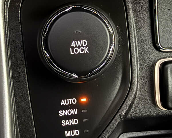 Черный Джип Компас, объемом двигателя 2.4 л и пробегом 174 тыс. км за 15700 $, фото 51 на Automoto.ua