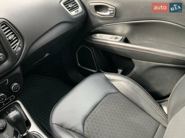 Чорний Джип Compass, об'ємом двигуна 2.4 л та пробігом 47 тис. км за 16500 $, фото 22 на Automoto.ua