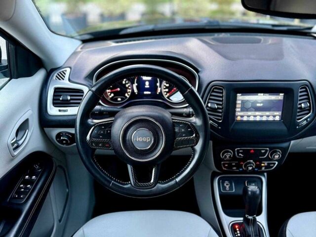 Черный Джип Компас, объемом двигателя 2.4 л и пробегом 55 тыс. км за 16900 $, фото 9 на Automoto.ua