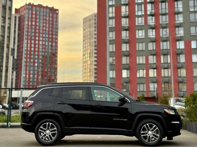 Черный Джип Компас, объемом двигателя 2.4 л и пробегом 55 тыс. км за 16900 $, фото 6 на Automoto.ua