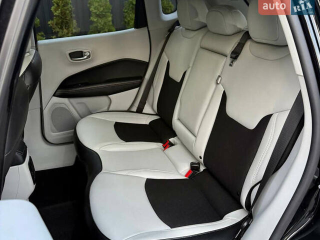 Черный Джип Компас, объемом двигателя 2.36 л и пробегом 55 тыс. км за 16900 $, фото 29 на Automoto.ua