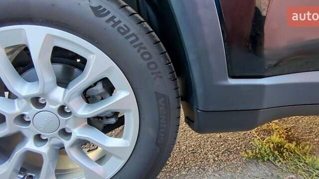 Чорний Джип Compass, об'ємом двигуна 2.4 л та пробігом 53 тис. км за 16700 $, фото 13 на Automoto.ua
