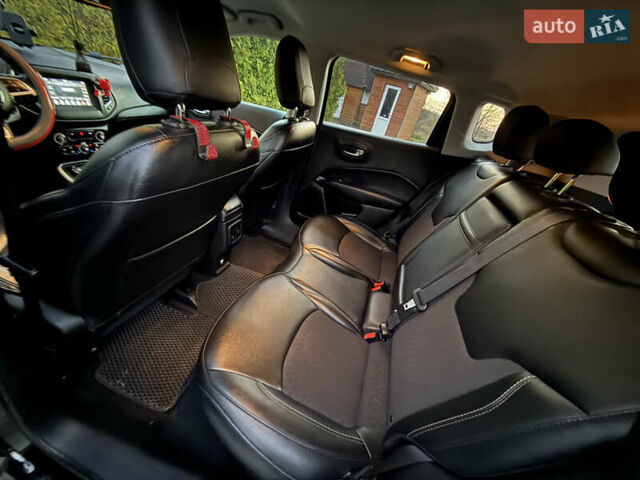 Черный Джип Компас, объемом двигателя 2.4 л и пробегом 174 тыс. км за 15700 $, фото 40 на Automoto.ua