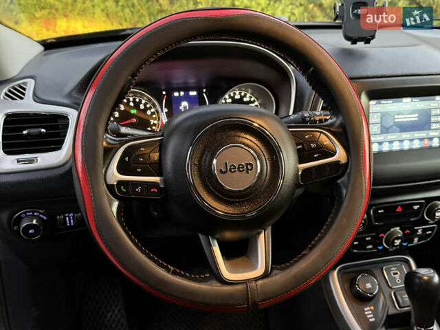 Черный Джип Компас, объемом двигателя 2.4 л и пробегом 174 тыс. км за 15700 $, фото 45 на Automoto.ua