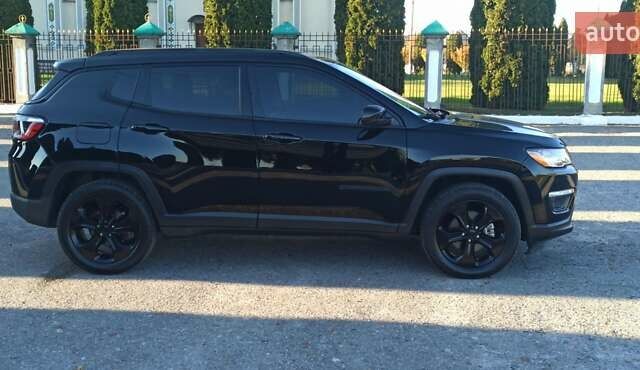 Черный Джип Компас, объемом двигателя 2.4 л и пробегом 150 тыс. км за 12900 $, фото 5 на Automoto.ua