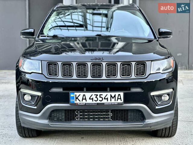 Черный Джип Компас, объемом двигателя 2.4 л и пробегом 159 тыс. км за 14200 $, фото 9 на Automoto.ua
