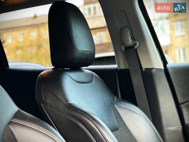 Черный Джип Компас, объемом двигателя 2.36 л и пробегом 54 тыс. км за 16700 $, фото 27 на Automoto.ua