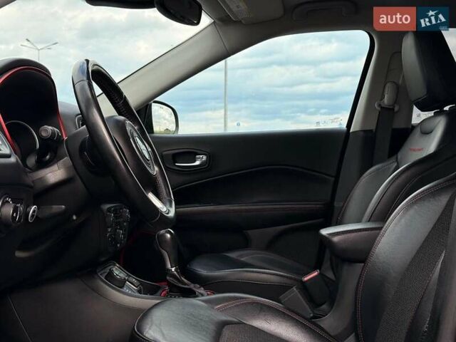 Черный Джип Компас, объемом двигателя 2.4 л и пробегом 132 тыс. км за 15450 $, фото 19 на Automoto.ua