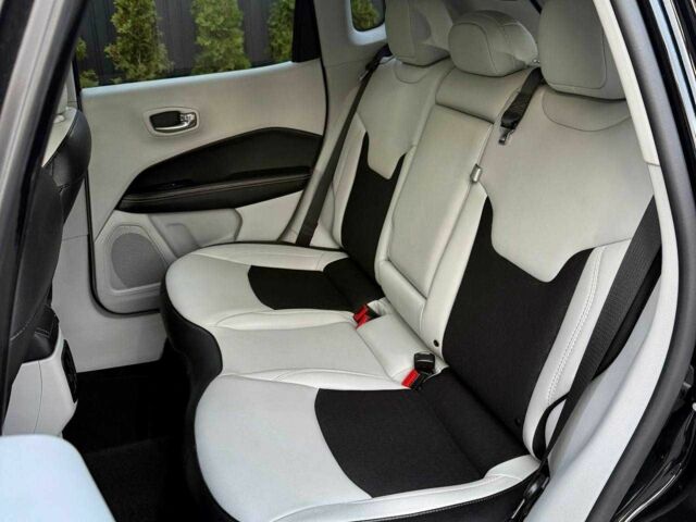 Черный Джип Компас, объемом двигателя 2.4 л и пробегом 55 тыс. км за 16900 $, фото 13 на Automoto.ua