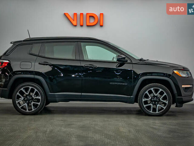 Джип Compass 2019 у Києві на Automoto.ua Чорний Джип Compass, об'ємом двигуна 2.4 л та пробігом 101 тис. км за 15402 $, фото 3 на Automoto.ua