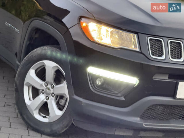 Черный Джип Компас, объемом двигателя 2.4 л и пробегом 174 тыс. км за 15700 $, фото 11 на Automoto.ua