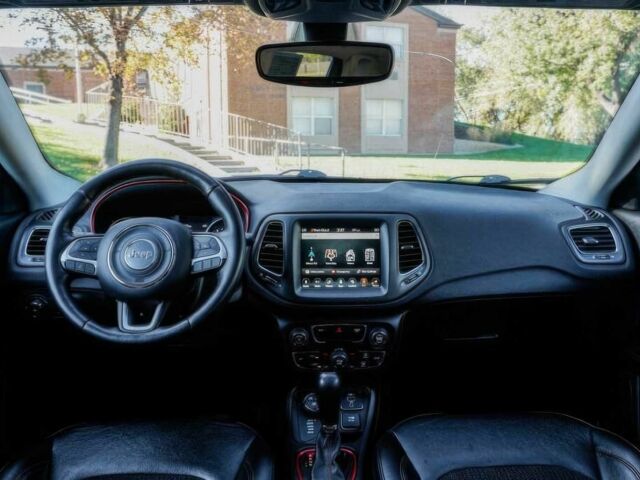 Черный Джип Компас, объемом двигателя 2.4 л и пробегом 33 тыс. км за 11600 $, фото 7 на Automoto.ua