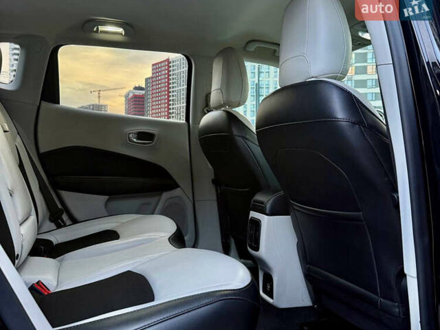 Черный Джип Компас, объемом двигателя 2.36 л и пробегом 55 тыс. км за 16900 $, фото 28 на Automoto.ua