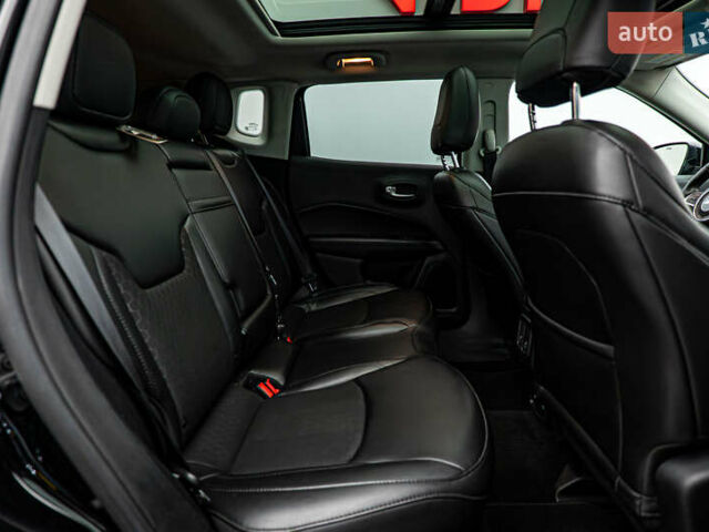 Джип Compass 2019 у Києві на Automoto.ua Чорний Джип Compass, об'ємом двигуна 2.4 л та пробігом 101 тис. км за 15402 $, фото 21 на Automoto.ua