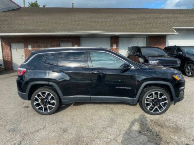 Черный Джип Компас, объемом двигателя 2.4 л и пробегом 48 тыс. км за 9000 $, фото 3 на Automoto.ua