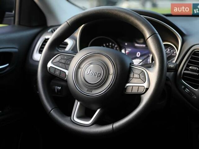 Черный Джип Компас, объемом двигателя 2.4 л и пробегом 52 тыс. км за 16500 $, фото 13 на Automoto.ua