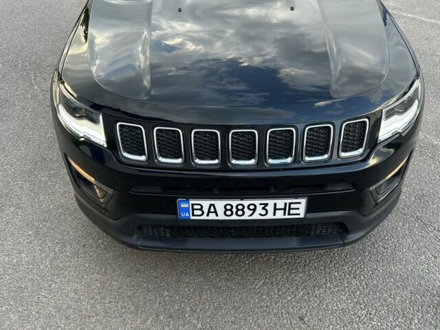 Джип Компас 2019 в Днепре (Днепропетровске) на Automoto.ua Черный Джип Компас, объемом двигателя 2.4 л и пробегом 66 тыс. км за 16200 $, фото 5 на Automoto.ua