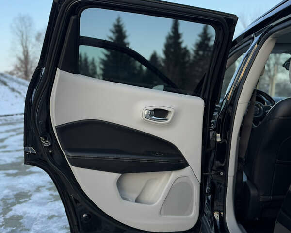 Чорний Джип Compass, об'ємом двигуна 2.36 л та пробігом 62 тис. км за 15800 $, фото 37 на Automoto.ua