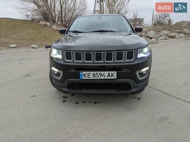 Черный Джип Компас, объемом двигателя 2.4 л и пробегом 39 тыс. км за 15990 $, фото 1 на Automoto.ua