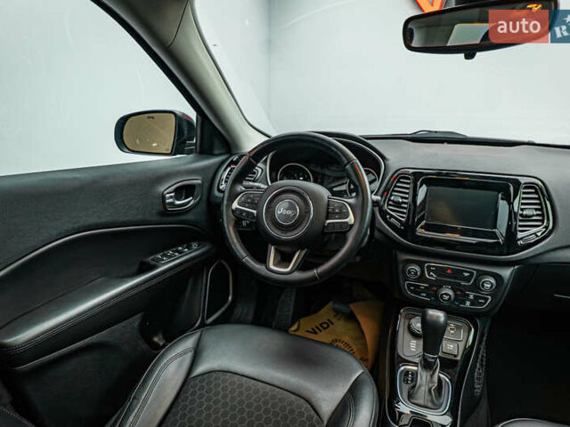 Джип Compass 2019 у Києві на Automoto.ua Чорний Джип Compass, об'ємом двигуна 2.4 л та пробігом 101 тис. км за 15402 $, фото 12 на Automoto.ua