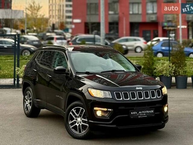 Черный Джип Компас, объемом двигателя 2.36 л и пробегом 55 тыс. км за 16900 $, фото 1 на Automoto.ua