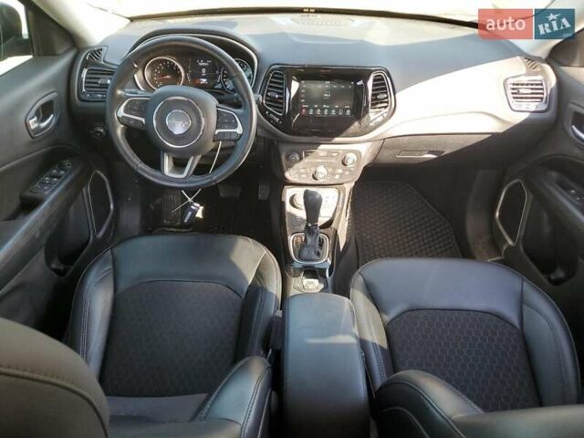 Черный Джип Компас, объемом двигателя 2.4 л и пробегом 101 тыс. км за 3100 $, фото 7 на Automoto.ua