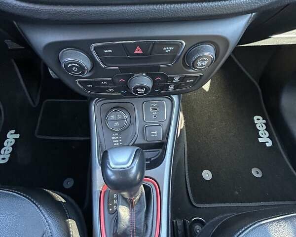 Чорний Джип Compass, об'ємом двигуна 2.36 л та пробігом 63 тис. км за 18700 $, фото 11 на Automoto.ua