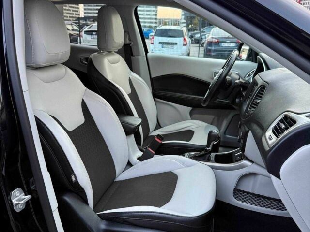 Черный Джип Компас, объемом двигателя 2.4 л и пробегом 55 тыс. км за 16900 $, фото 15 на Automoto.ua