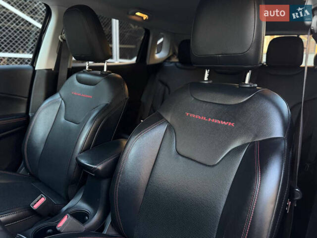 Чорний Джип Compass, об'ємом двигуна 2 л та пробігом 232 тис. км за 18900 $, фото 17 на Automoto.ua