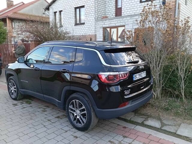 Черный Джип Компас, объемом двигателя 2.4 л и пробегом 53 тыс. км за 15500 $, фото 3 на Automoto.ua