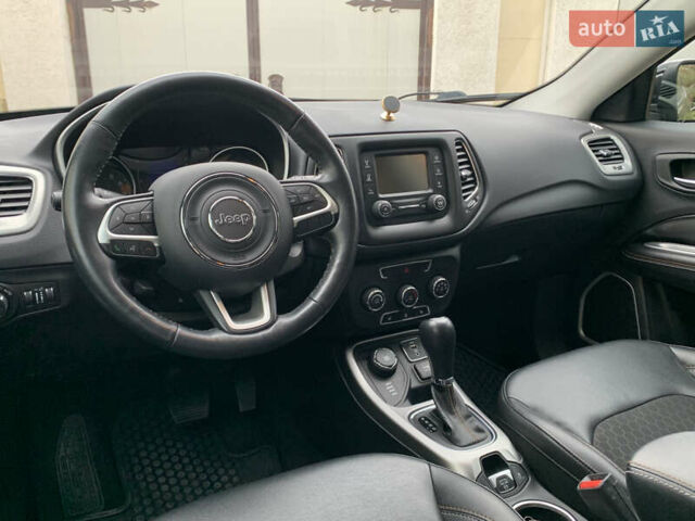 Чорний Джип Compass, об'ємом двигуна 2.4 л та пробігом 47 тис. км за 16500 $, фото 12 на Automoto.ua